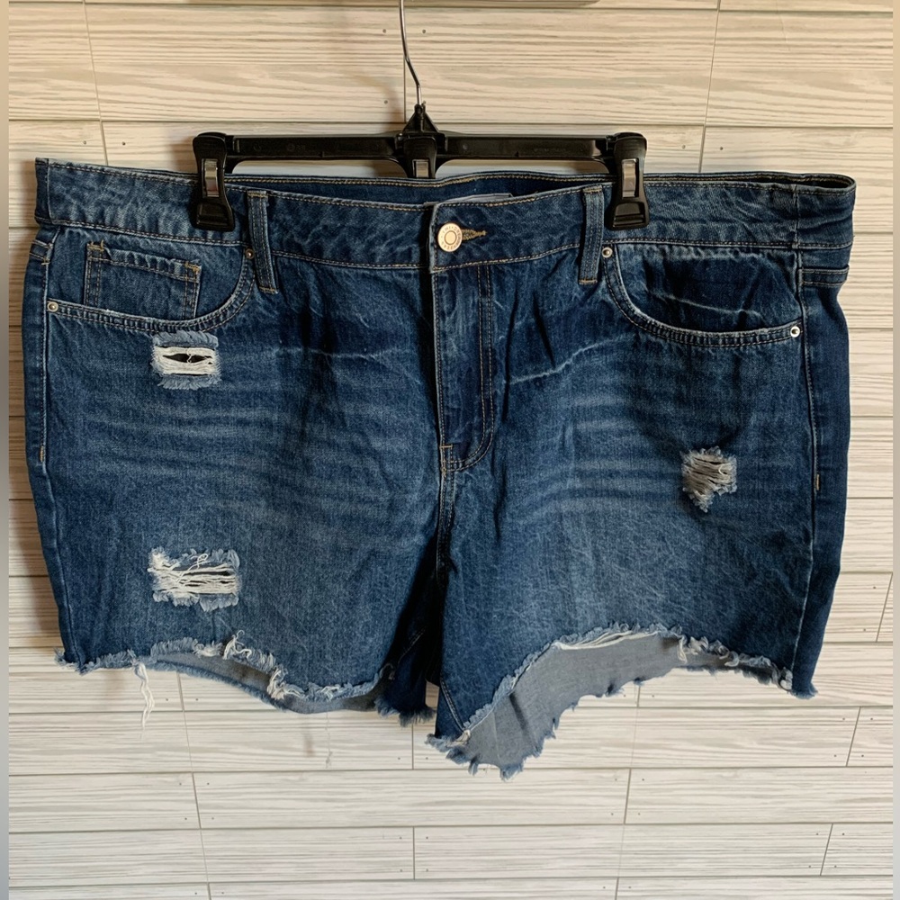 YMI Dream Dark Blue Distressed Denim Women’s Shorts, like new